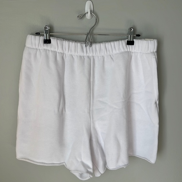 aerie Pants - Aerie Sweat Shorts White w/Elastic Waist and Pockets / Size XL
